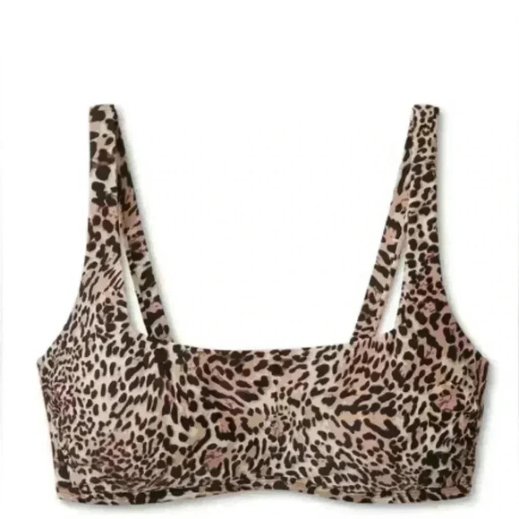 🆕Leopard Print Bikini Top - Picture 4 of 13